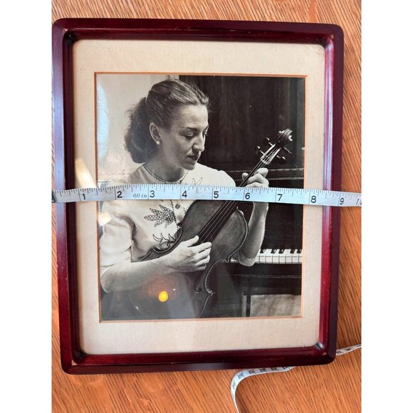 Framed Photo of Woman with Violin + 1993 Handwritten Letter from Mother to Son - Picture 9 of 10